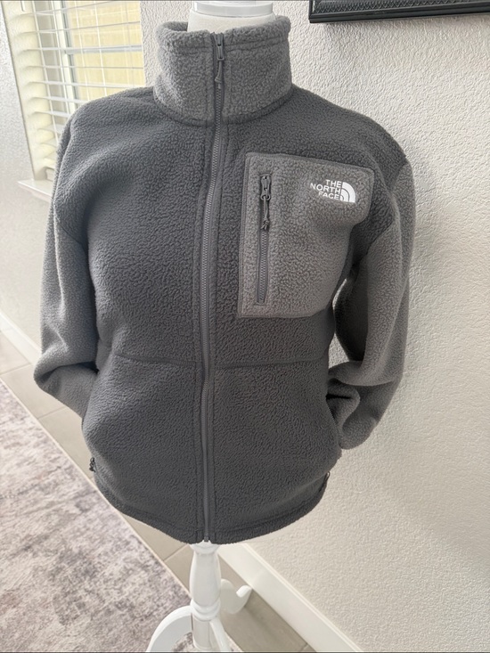 The North Face Jackets & Blazers - The North Face Women’s Gray Full-Zip Fleece Jacket